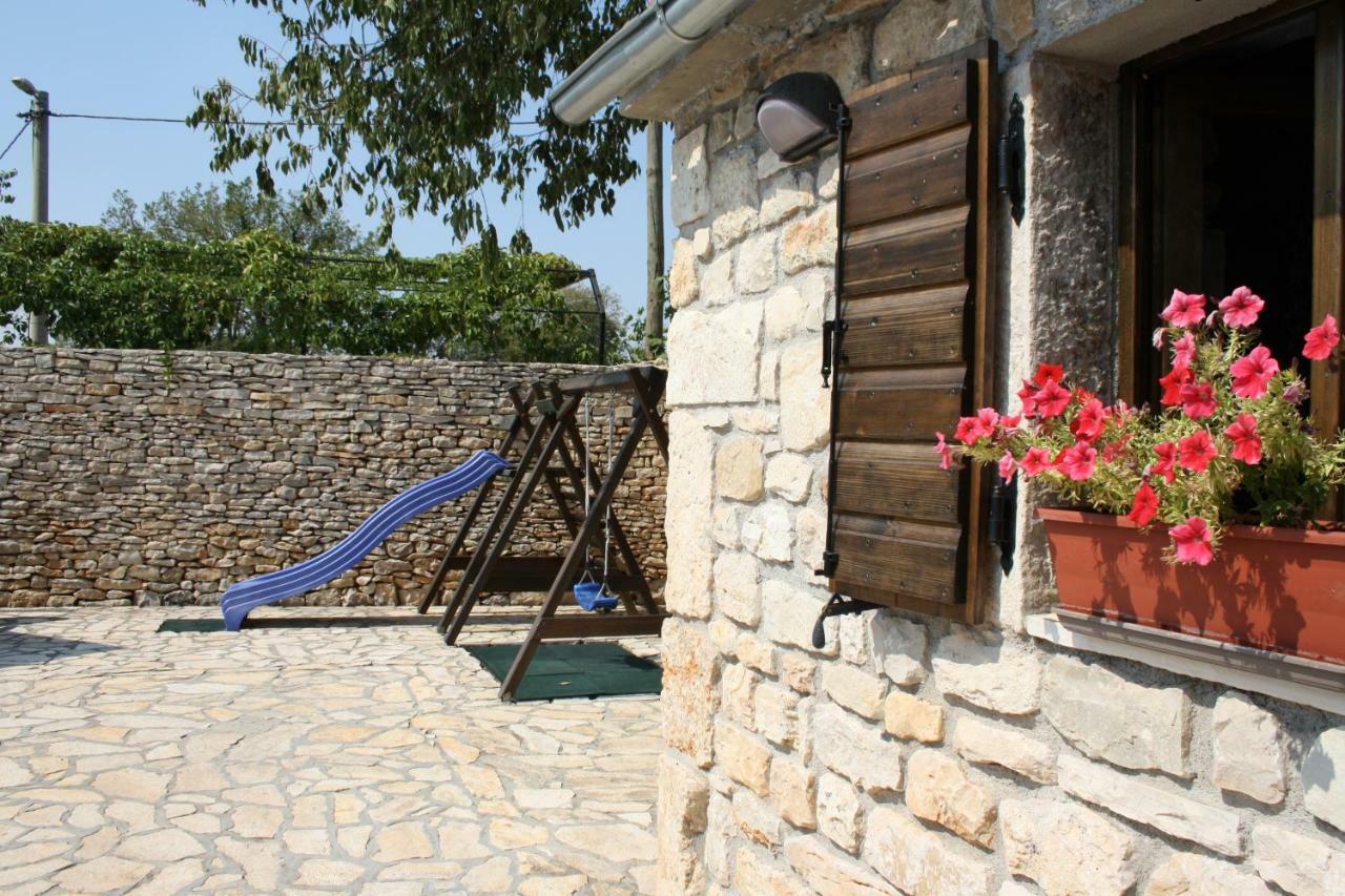 فيلا Rural House Gluic Bogatić المظهر الخارجي الصورة