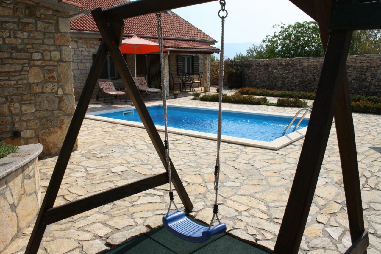 فيلا Rural House Gluic Bogatić المظهر الخارجي الصورة