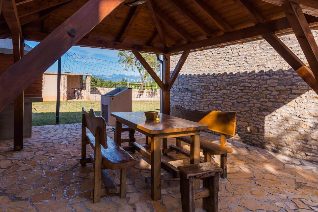 فيلا Rural House Gluic Bogatić المظهر الخارجي الصورة