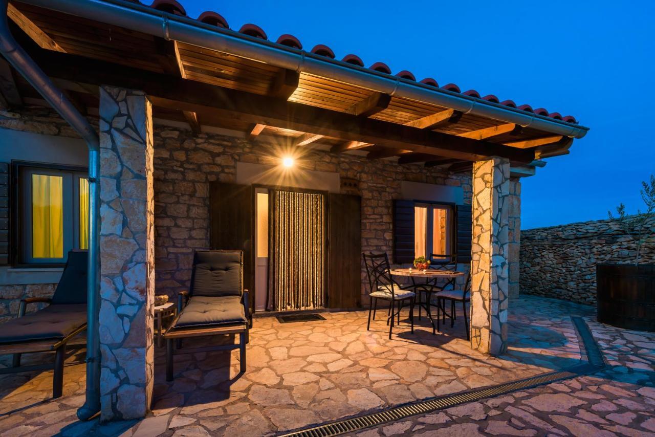 فيلا Rural House Gluic Bogatić المظهر الخارجي الصورة