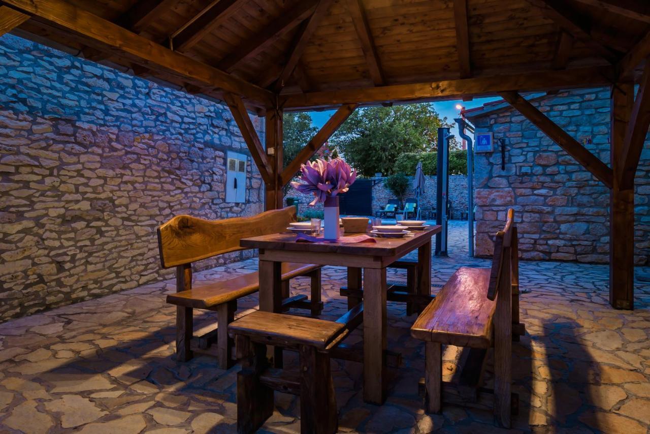 فيلا Rural House Gluic Bogatić المظهر الخارجي الصورة